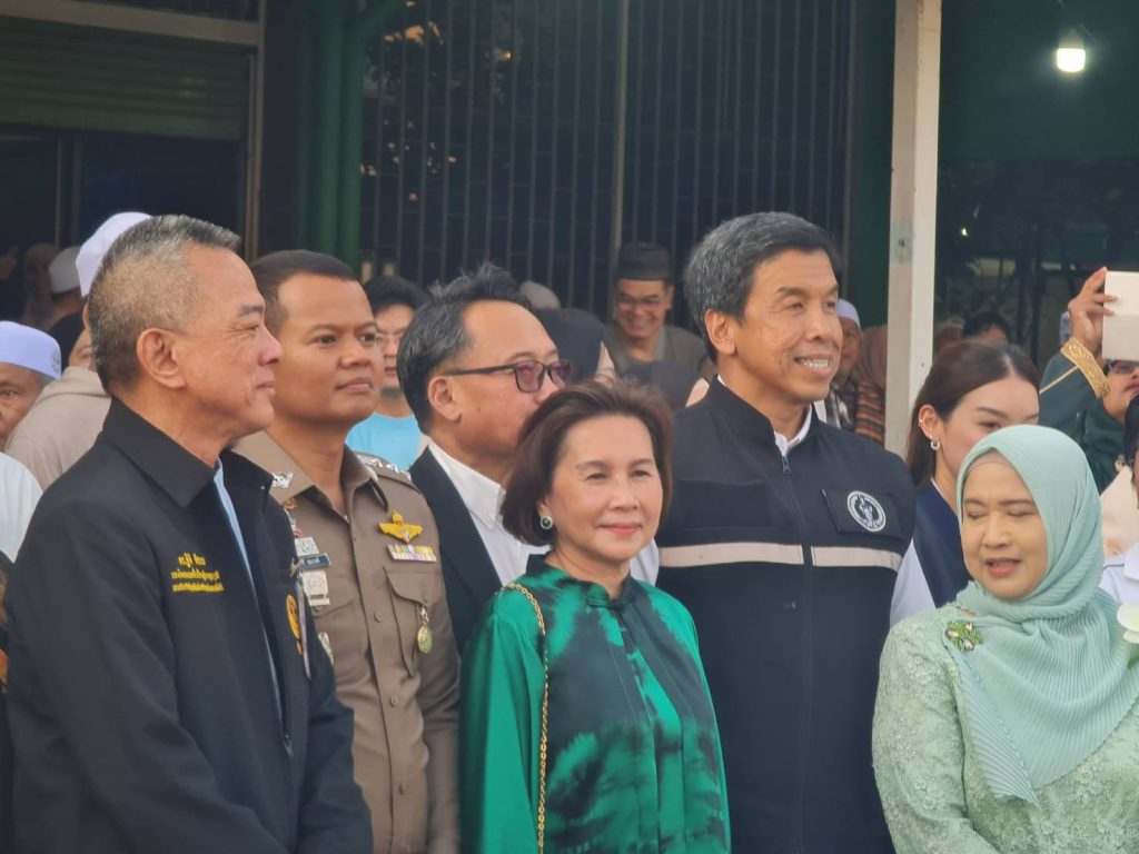 ร่วมงานการกุศล  ” 7 ทศวรรษ ยามิอัลมุตตตะกิน ลำสาลี “